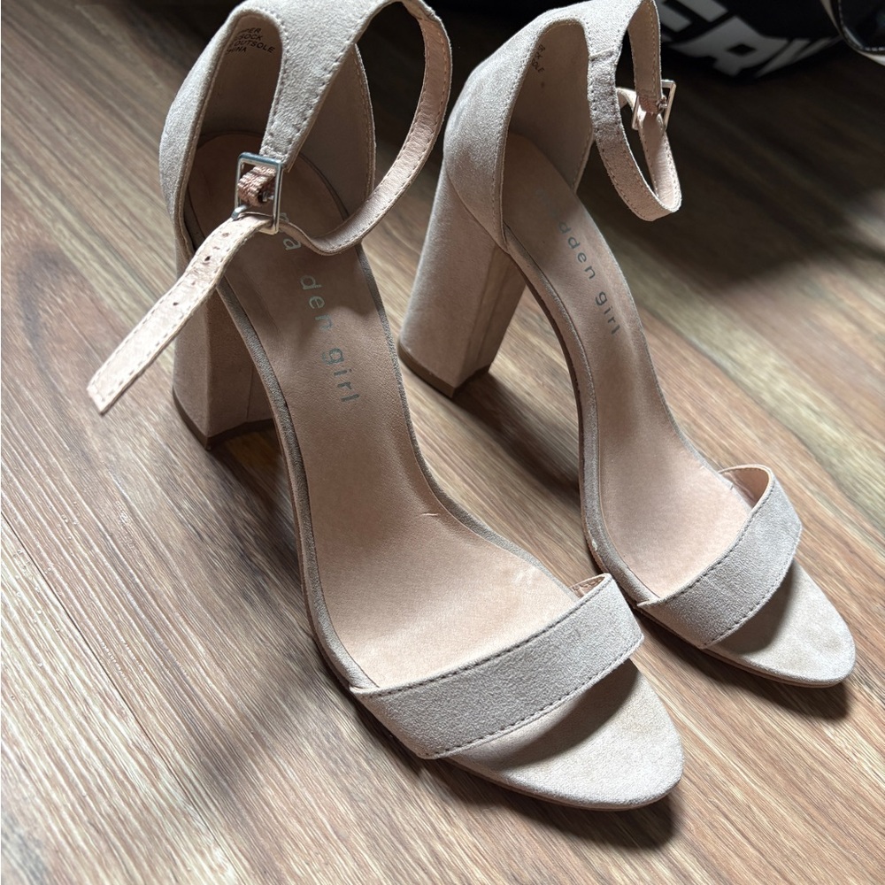Madden Girl Tan Block Heel Sandals